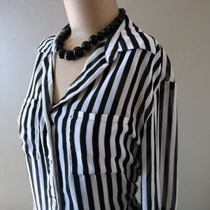 Black and White Striped Chic Button Down Blouse